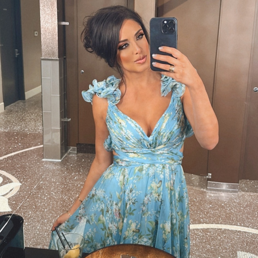 Mac Duggal